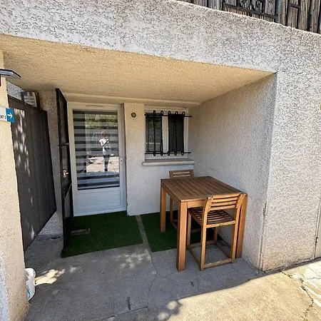 Villa Spacieuse Avec Piscine Privee A